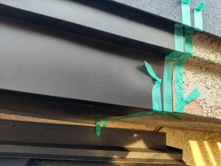 破風板を板金でカバー工事