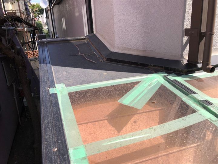サンルーム屋根のポリカーボネートの劣化