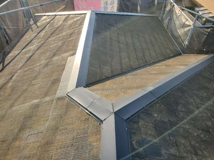 棟板金交換工事を実施したお住まい