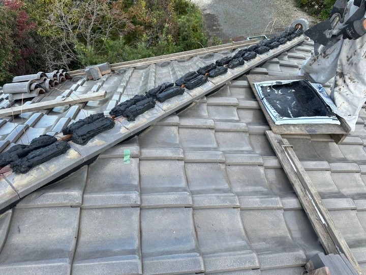 熨斗瓦積み作業