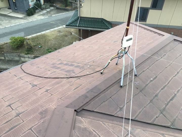 劣化したスレート屋根