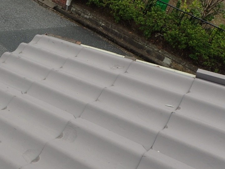 ケラバ板金が傷んだ屋根