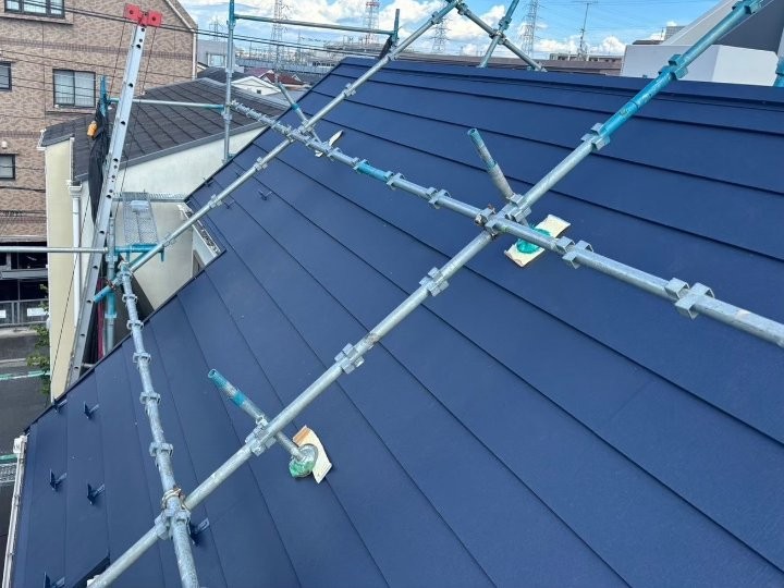 スーパーガルテクトで屋根カバー工事した後のお住まい