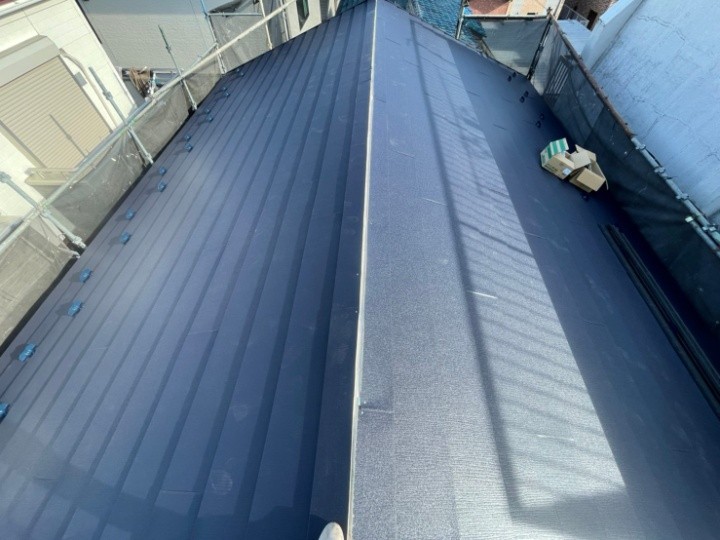 金属屋根の施工完了