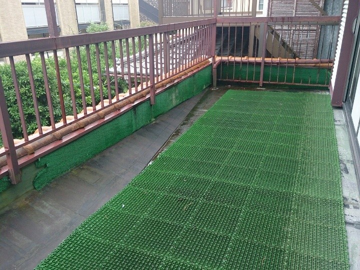 雨漏りしたバルコニー