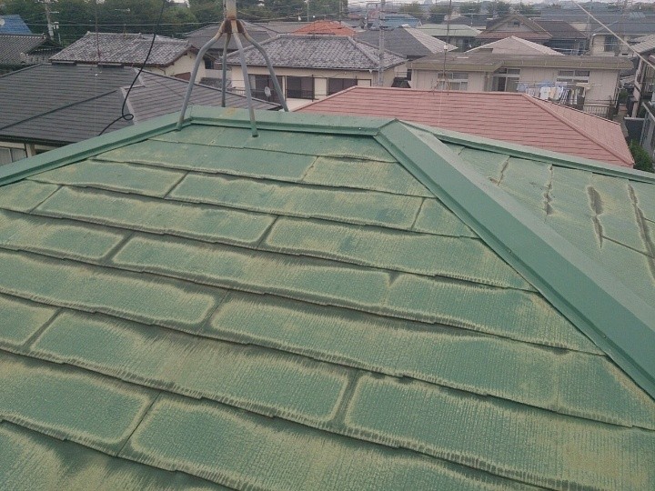 傷んだスレート屋根