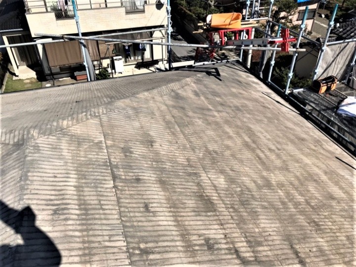 瓦撤去後の屋根下地