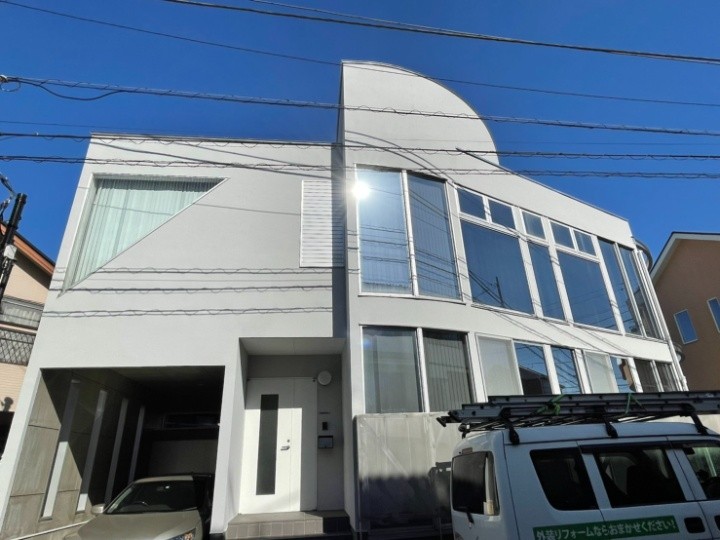 屋根外壁塗装工事後のお住まい