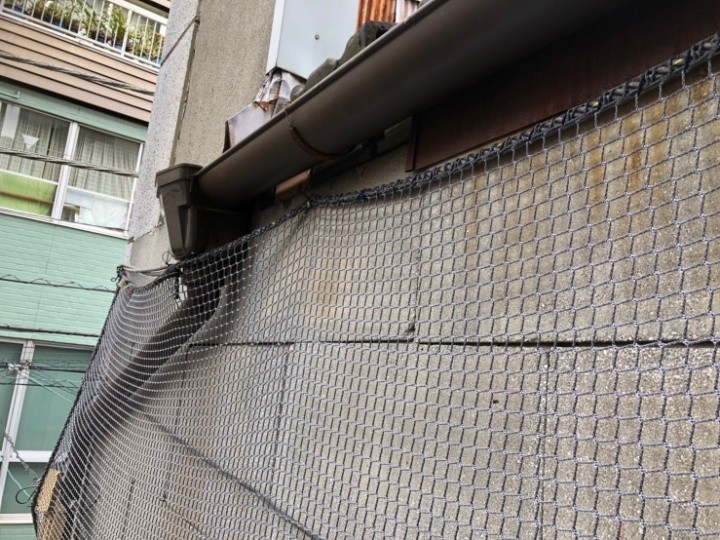 雨樋の損壊と集水器詰まりによる漏水を改善した部分交換工事
