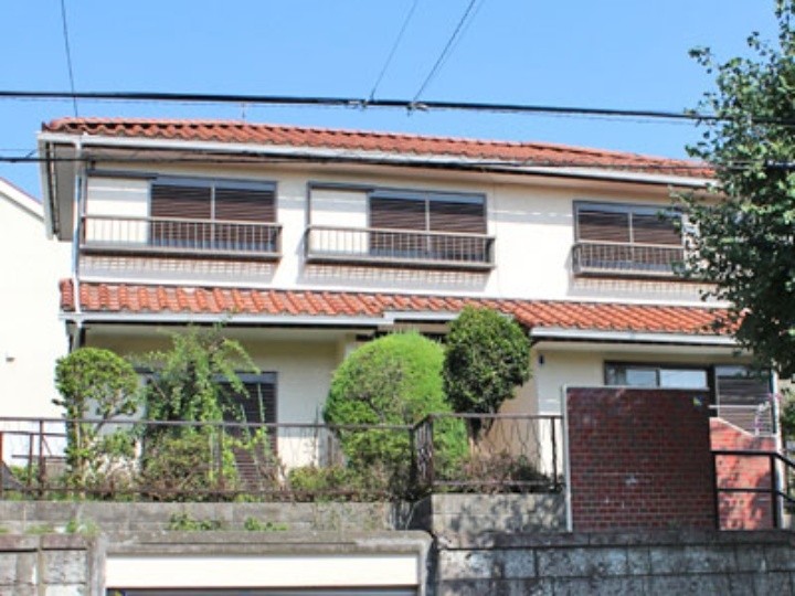 「屋根部分葺き替え＋棟瓦取り直し」で復旧工事したお住まい