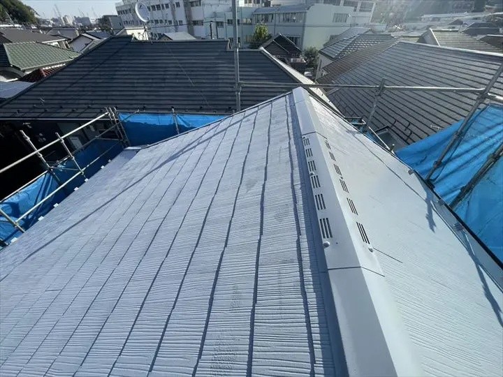 屋根塗装工事後の化粧スレート屋根