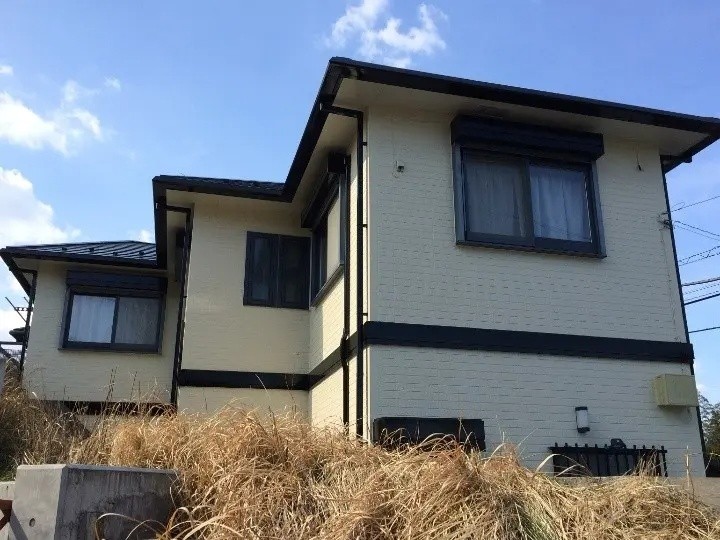 屋根外壁塗装工事後のお住まい