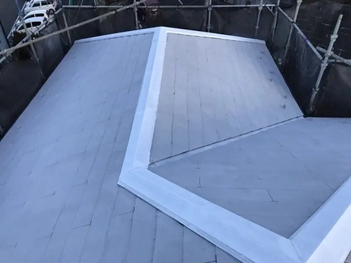 ベスコロフィラーHGで下塗り作業
