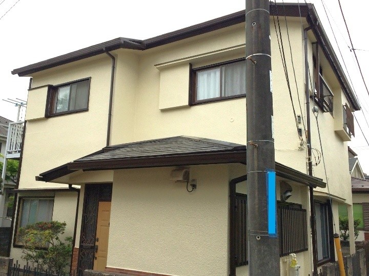 ファインシリコンフレッシュとサーモアイＳiで屋根外壁塗装したお住まい