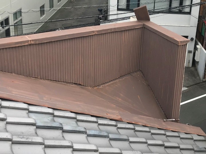 雨漏りしたパラペット笠木