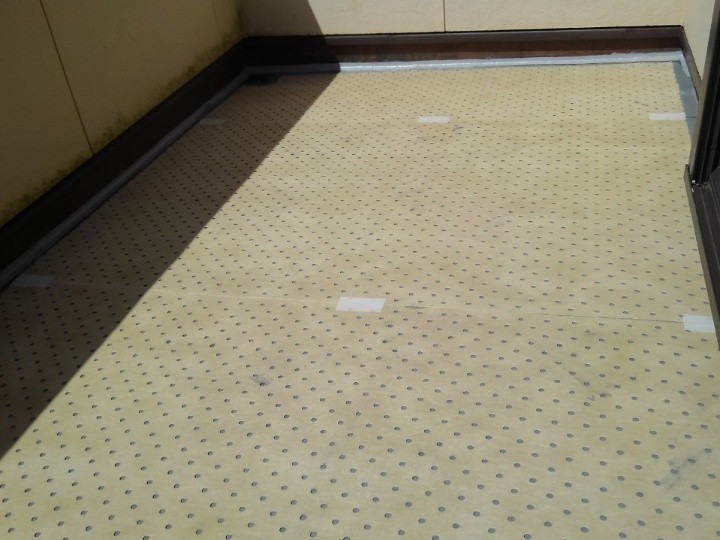 AVシート敷設完了