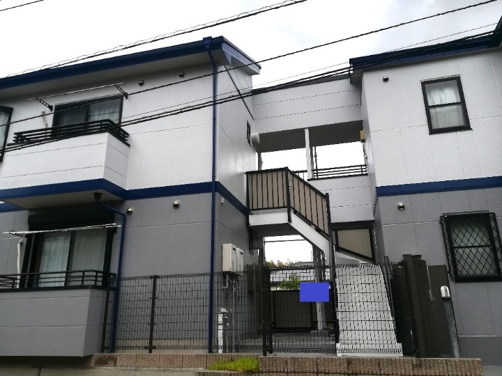 築15年屋根外壁へパーフェクトシリーズを用いた塗装工事を行い美観を再生