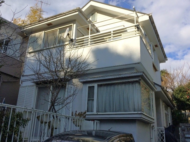 屋根外壁塗装工事する前のお住まい