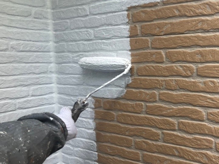 パーフェクトサーフで下塗り作業